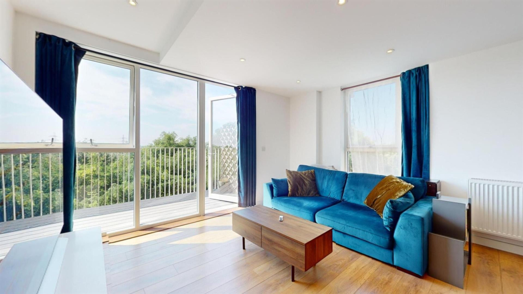 How are estate agents regulated?